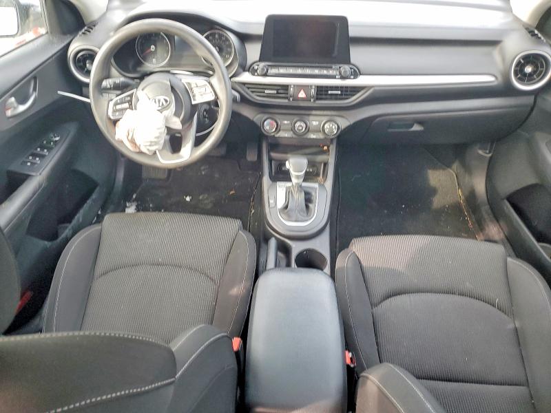 Photo 8 from auction – 2021 KIA FORTE with VIN 3KPF24AD8ME341415