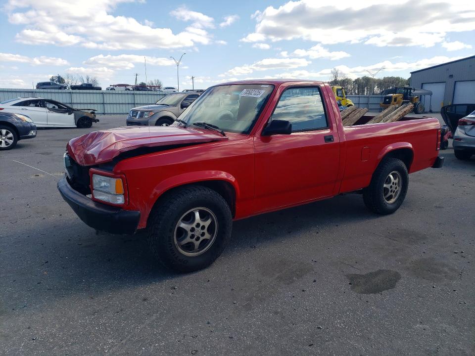 DODGE DAKOTA 1996 con VIN 1B7FL26X5TW709204 - Foto de la subasta