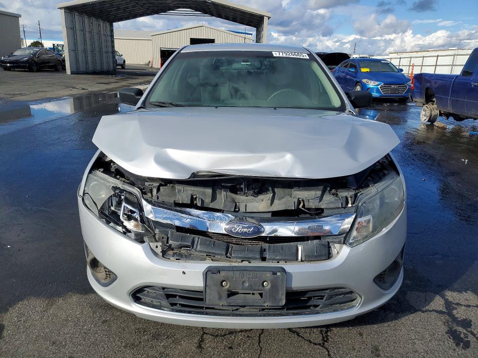 Photo 5 from auction – 2010 FORD FUSION with VIN 3FAHP0GA2AR242535