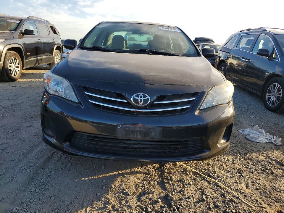 Photo 5 from auction – 2013 TOYOTA COROLLA with VIN 2T1BU4EE0DC035089