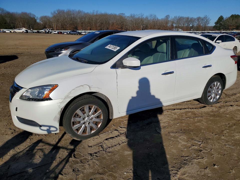 NISSAN SENTRA 2014 with VIN 3N1AB7AP5EY268982 - Photo from auction