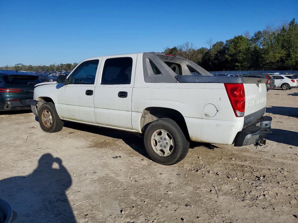 Photo 2 from auction – 2004 CHEVROLET AVALANCHE with VIN 3GNEC12T74G296539