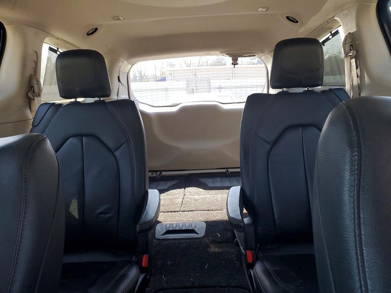 Photo 10 from auction – 2017 CHRYSLER PACIFICA with VIN 2C4RC1BG8HR788364
