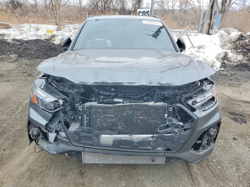 Photo 5 from auction – 2025 AUDI SQ5 with VIN WA1B4AFY2S2056748