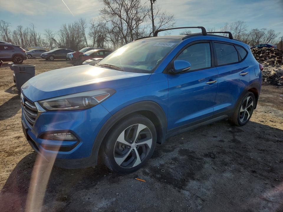 HYUNDAI TUCSON 2016 with VIN KM8J33A26GU213045 - Photo from auction