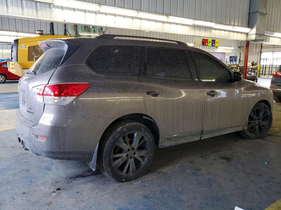 Photo 3 from auction – 2013 NISSAN PATHFINDER with VIN 5N1AR2MM4DC632695
