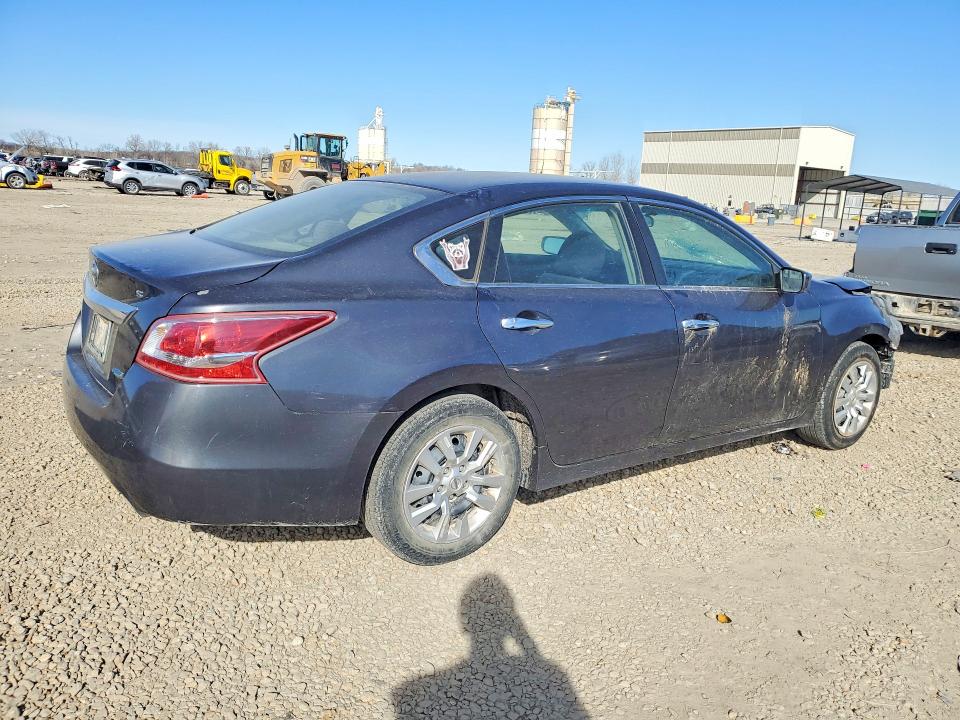 Photo 3 from auction – 2013 NISSAN ALTIMA with VIN 1N4AL3AP6DC193368