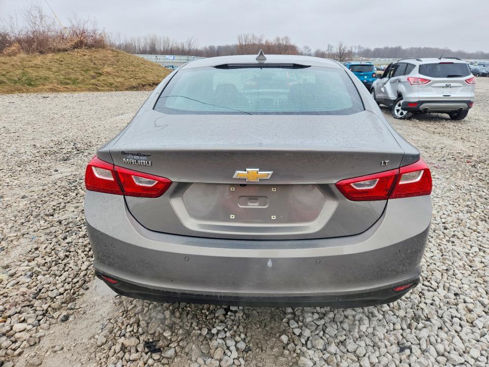 Photo 6 from auction – 2018 CHEVROLET MALIBU with VIN 1G1ZD5ST0JF190311