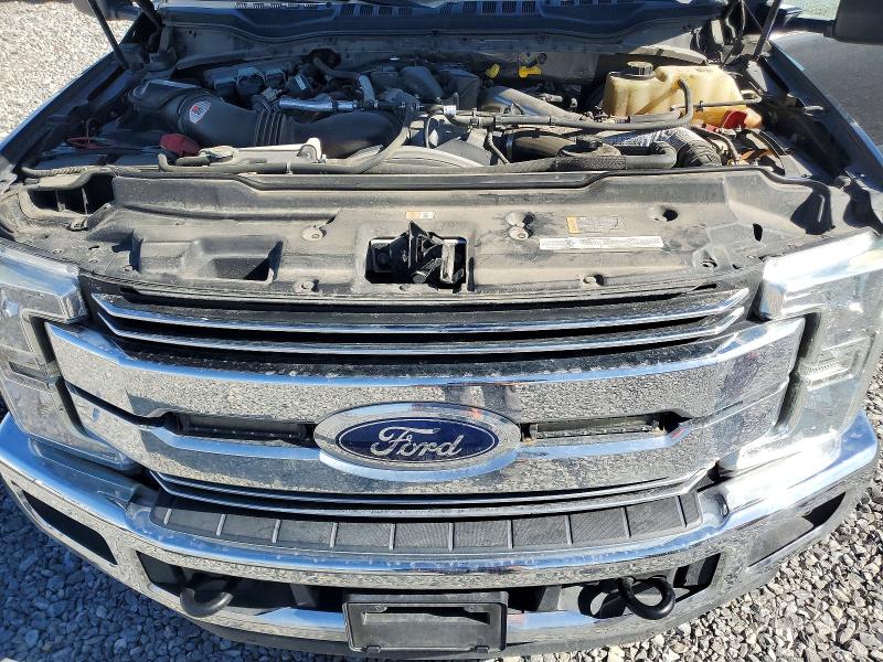 Photo 11 from auction – 2017 FORD F350 with VIN 1FT8W3BT1HED17830