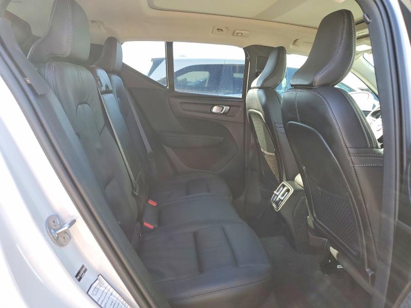 Photo 11 from auction – 2025 VOLVO XC40 with VIN YV4L12UJ5S2576650