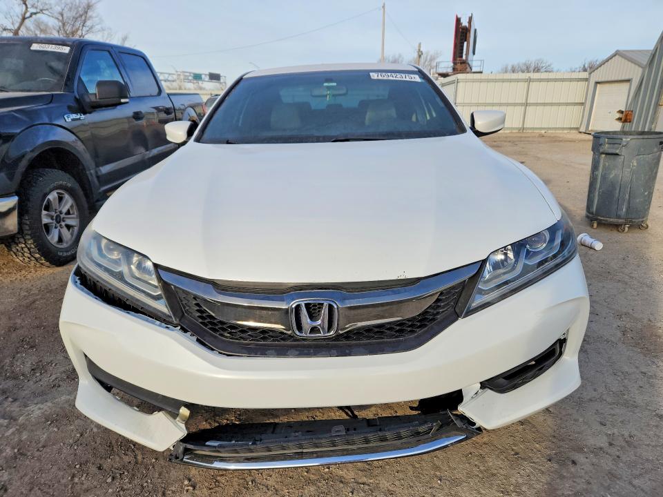 Photo 5 from auction – 2016 HONDA ACCORD with VIN 1HGCT1B34GA008111