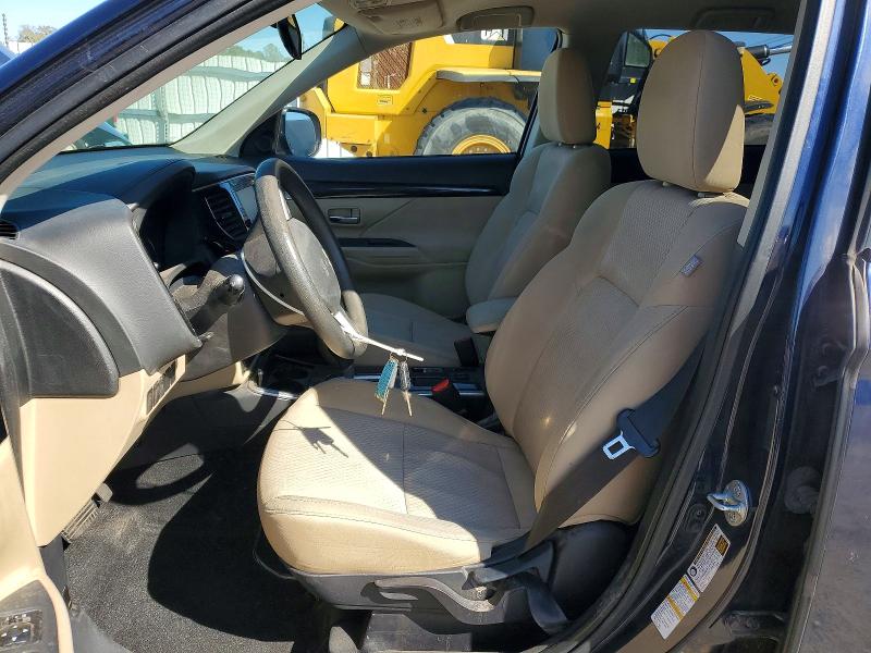 Photo 7 from auction – 2019 MITSUBISHI OUTLANDER with VIN JA4AD2A30KJ001346