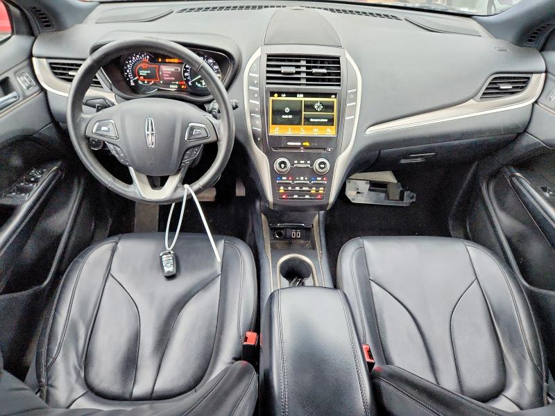 Photo 8 from auction – 2019 LINCOLN MKC with VIN 5LMCJ1D98KUL07008