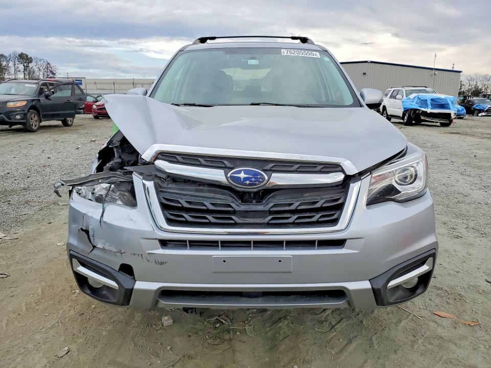 Photo 5 from auction – 2017 SUBARU FORESTER 2 with VIN JF2SJAWC2HH551932