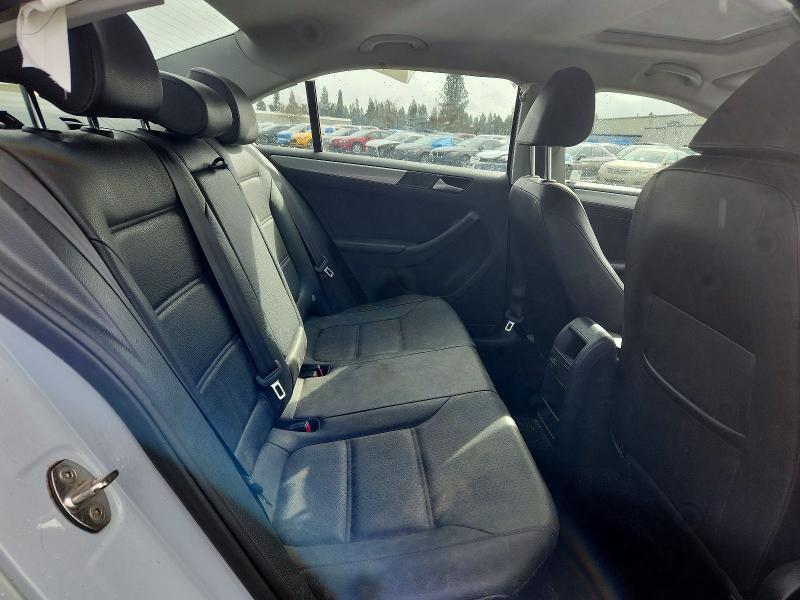 Photo 10 from auction – 2017 VOLKSWAGEN JETTA with VIN 3VWDB7AJ5HM369809