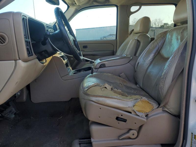 Photo 7 from auction – 2005 CHEVROLET AVALANCHE with VIN 3GNEC12Z05G279099