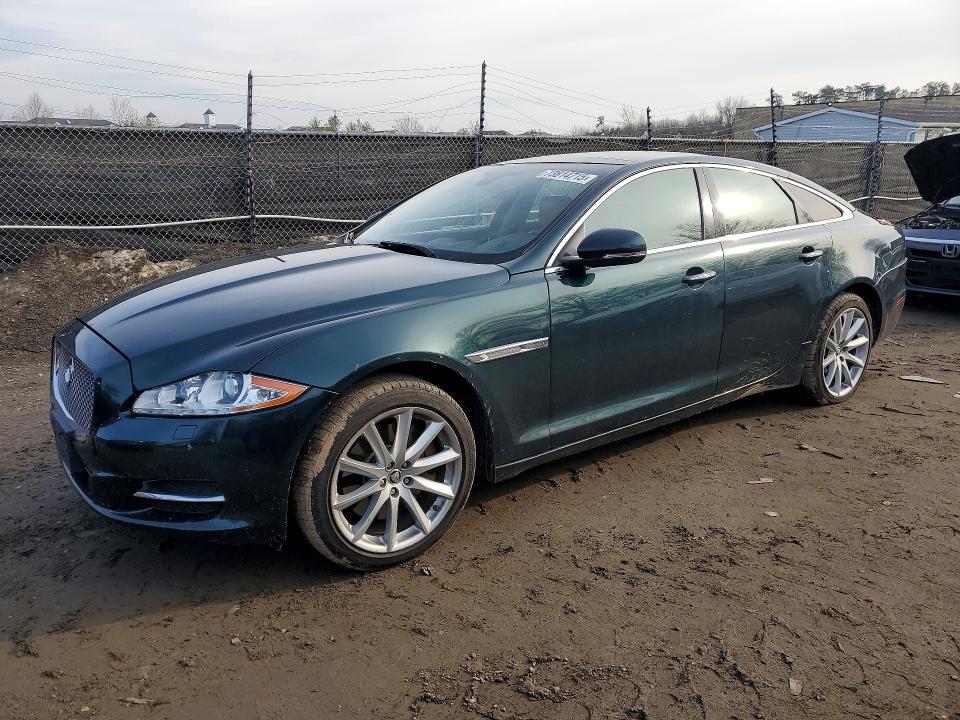 JAGUAR XJ 2013 with VIN SAJWA1C71D8V43663 - Photo from auction