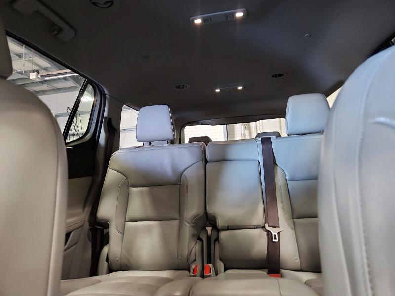 Photo 10 from auction – 2017 GMC ACADIA SLT with VIN 1GKKNULS9HZ215161