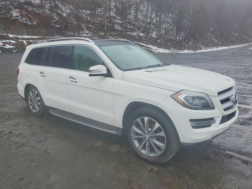 Photo 4 from auction – 2015 MERCEDES-BENZ GL with VIN 4JGDF6EE5FA498895