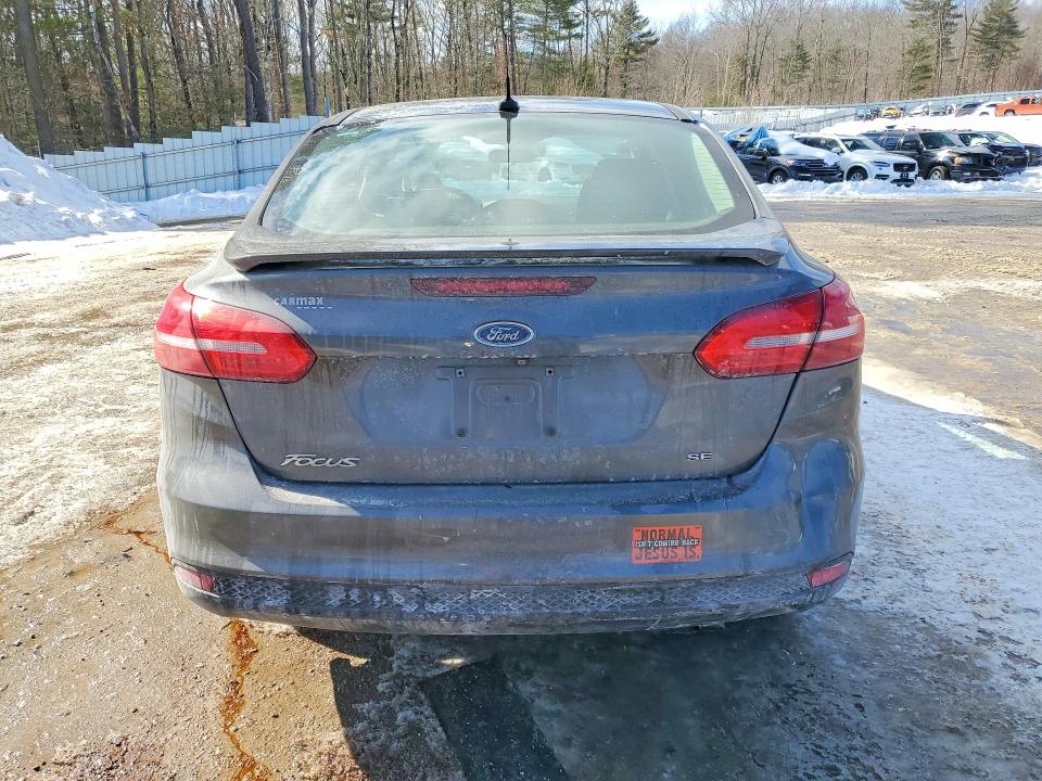 Photo 6 from auction – 2015 FORD FOCUS with VIN 1FADP3F24FL271261