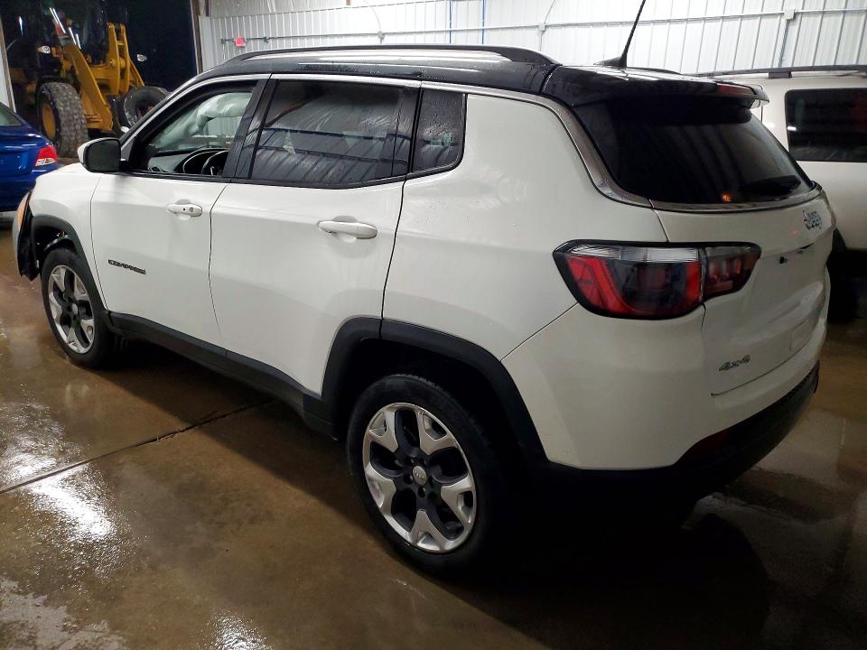 Photo 2 from auction – 2018 JEEP COMPASS with VIN 3C4NJDCB9JT210821