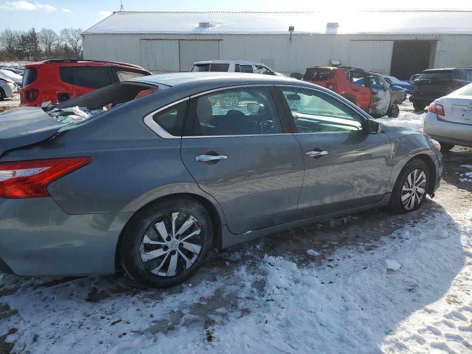 Photo 3 from auction – 2016 NISSAN ALTIMA with VIN 1N4AL3AP1GC195968