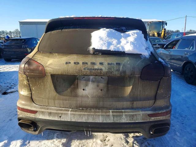 Photo 6 from auction – 2018 PORSCHE CAYENNE with VIN WP1AA2A27JKA04306