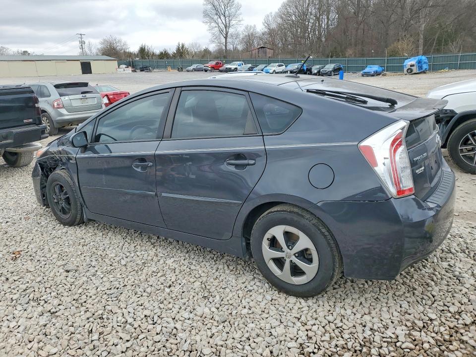 Фото 2 с аукциона – 2015 TOYOTA PRIUS с VIN JTDKN3DU0F0445050