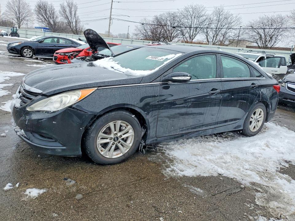 HYUNDAI SONATA GLS 2014 with VIN 5NPEB4AC2EH929021 - Photo from auction