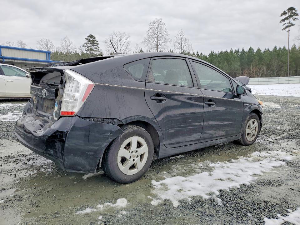 Photo 3 from auction – 2011 TOYOTA PRIUS with VIN JTDKN3DUXB5344918