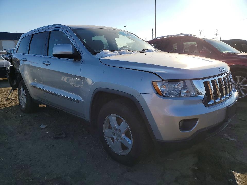 Photo 4 from auction – 2012 JEEP GRAND CHEROKEE with VIN 1C4RJFAG5CC220174