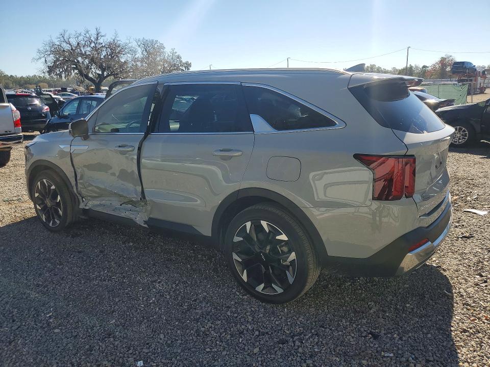 Photo 2 from auction – 2024 KIA SORENTO with VIN 5XYRK4JF9RG276731