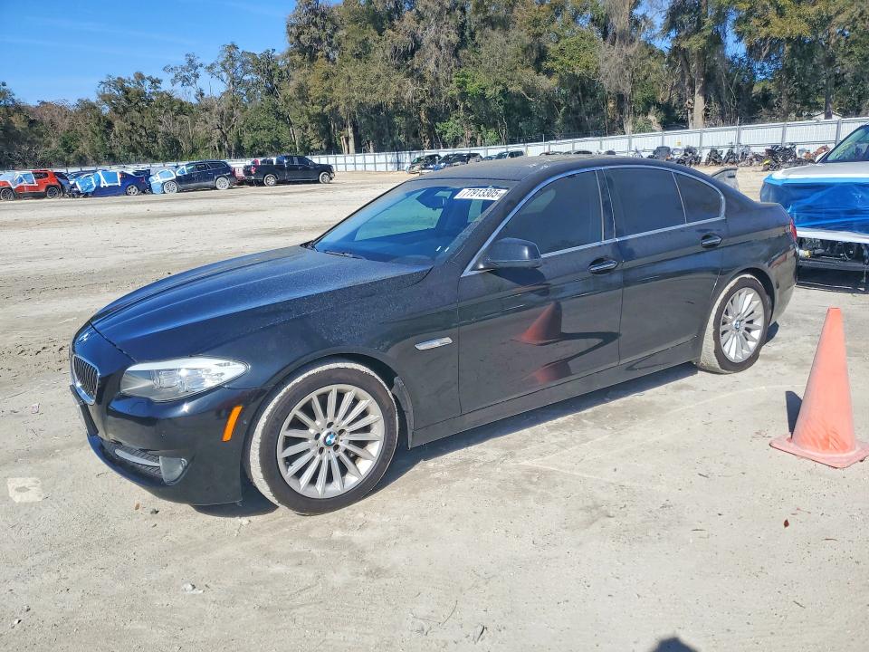 BMW 535 XI 2013 with VIN WBAFU7C51DDU67356 - Photo from auction