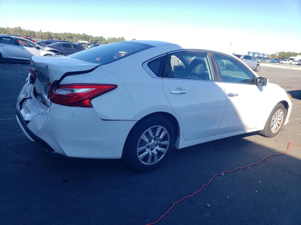 Photo 3 from auction – 2016 NISSAN ALTIMA with VIN 1N4AL3AP5GN375457
