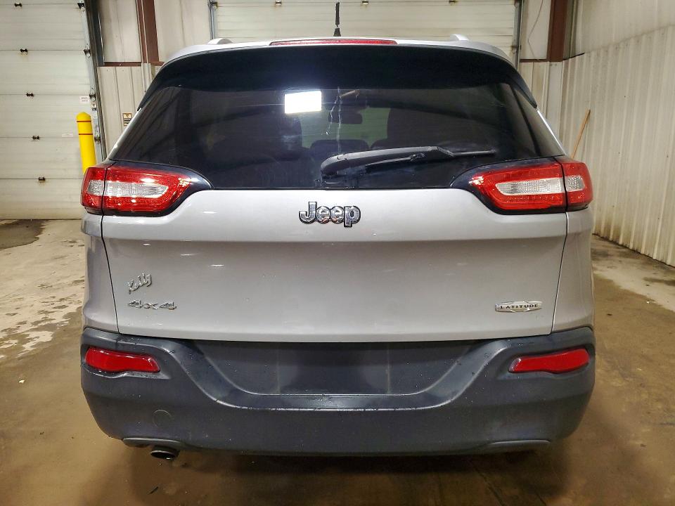 Photo 6 from auction – 2014 JEEP CHEROKEE L with VIN 1C4PJMCB1EW186183