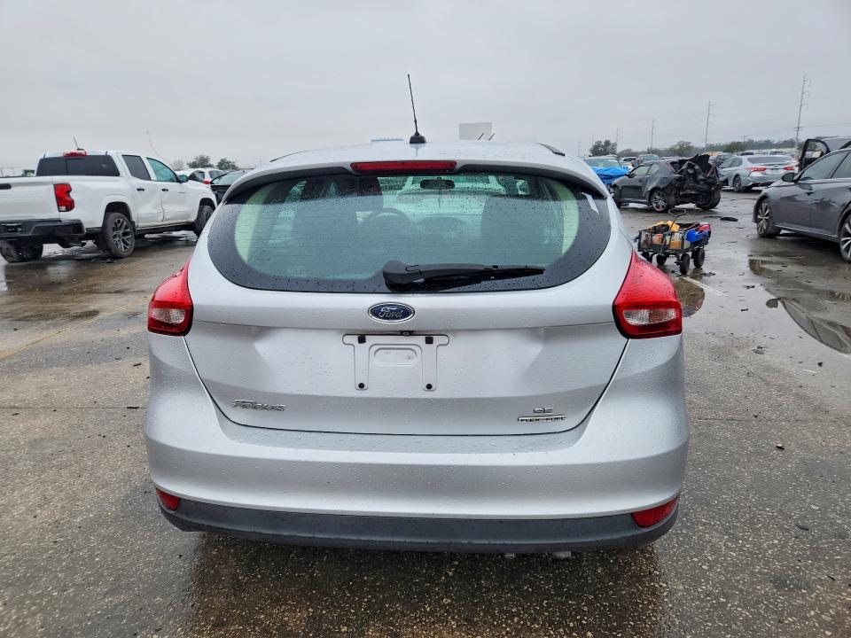 Photo 6 from auction – 2015 FORD FOCUS SE with VIN 1FADP3K21FL223870