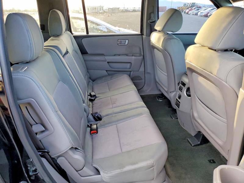 Photo 11 from auction – 2015 HONDA PILOT with VIN 5FNYF3H34FB011658