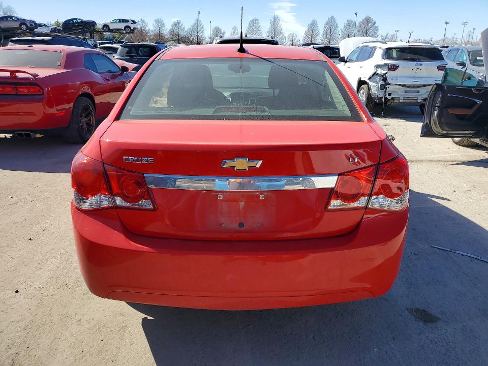 Photo 6 from auction – 2014 CHEVROLET CRUZE with VIN 1G1PC5SB4E7455703