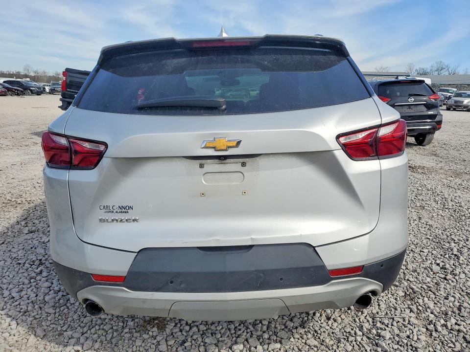 Photo 6 from auction – 2019 CHEVROLET BLAZER with VIN 3GNKBCRS5KS700477