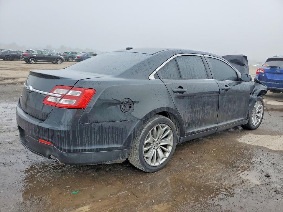 Photo 3 from auction – 2013 FORD TAURUS with VIN 1FAHP2F80DG129799