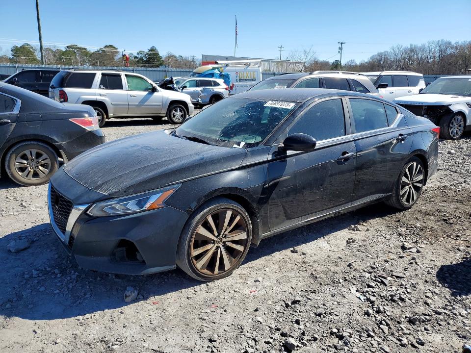 NISS ALTIMA 2019 with VIN 1N4BL4CV3KC137780 - Photo from auction