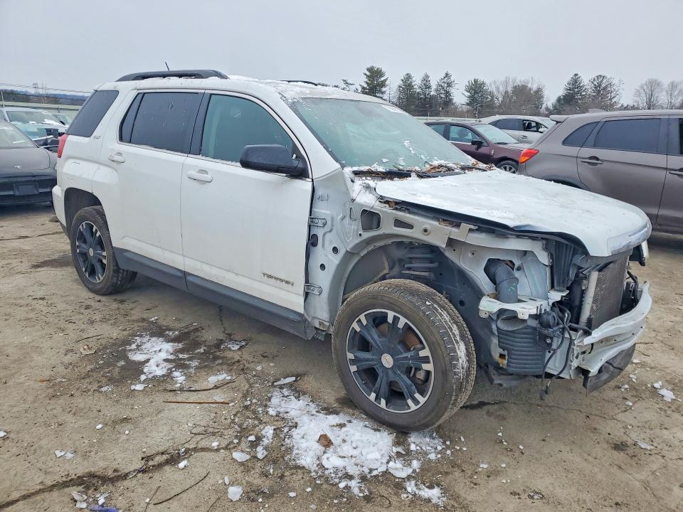 Zdjęcie 4 z aukcji – 2017 GMC TERRAIN SL z VIN 2GKFLUEK2H6101986