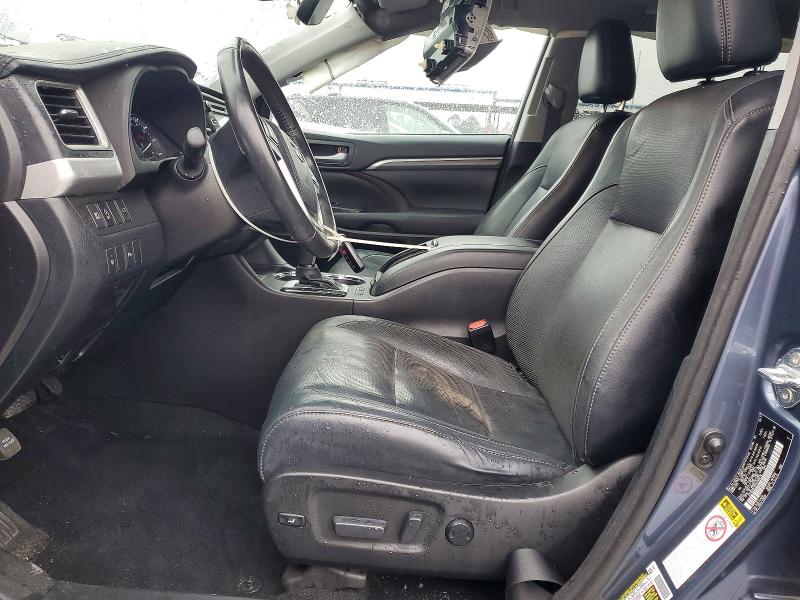 Photo 7 from auction – 2017 TOYOTA HIGHLANDER with VIN 5TDDZRFH5HS388778