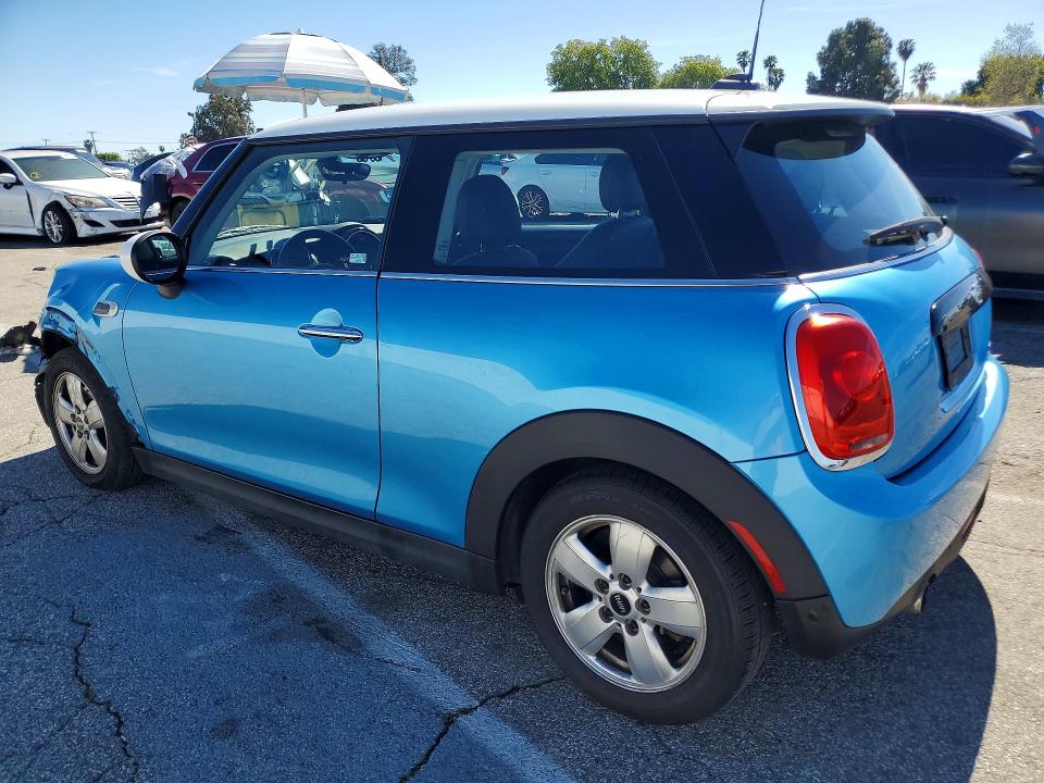 Photo 2 from auction – 2017 MINI COOPER with VIN WMWXP5C38H2F61284