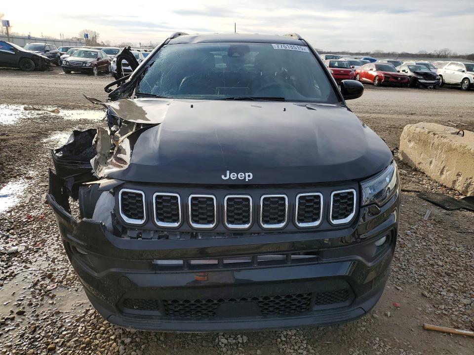 Photo 5 from auction – 2025 JEEP COMPASS with VIN 3C4NJDBN3ST534067