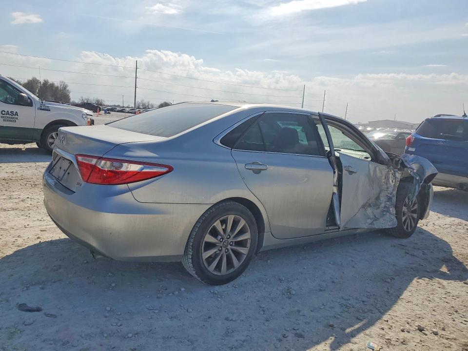 Photo 3 from auction – 2017 TOYOTA CAMRY with VIN 4T1BF1FK2HU625991