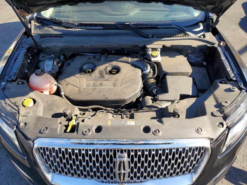 Photo 12 from auction – 2019 LINCOLN MKC with VIN 5LMCJ3C92KUL06756