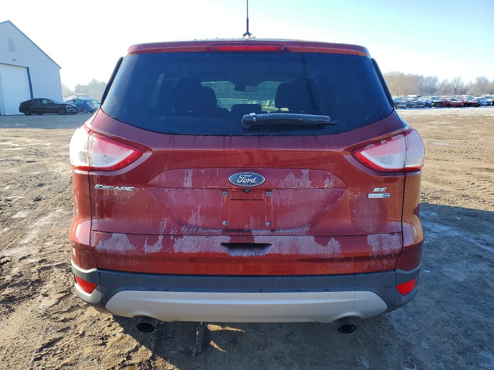 Photo 6 from auction – 2016 FORD ESCAPE SE with VIN 1FMCU9GX9GUC38324
