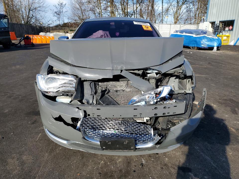 Photo 5 from auction – 2018 CHRYSLER 300 with VIN 2C3CCAAG2JH228864
