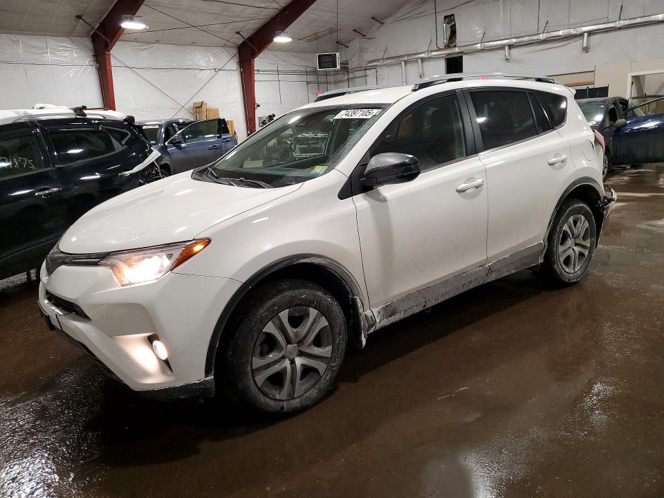 TOYOTA RAV4 2017 with VIN JTMBFREV0HJ120533 - Photo from auction